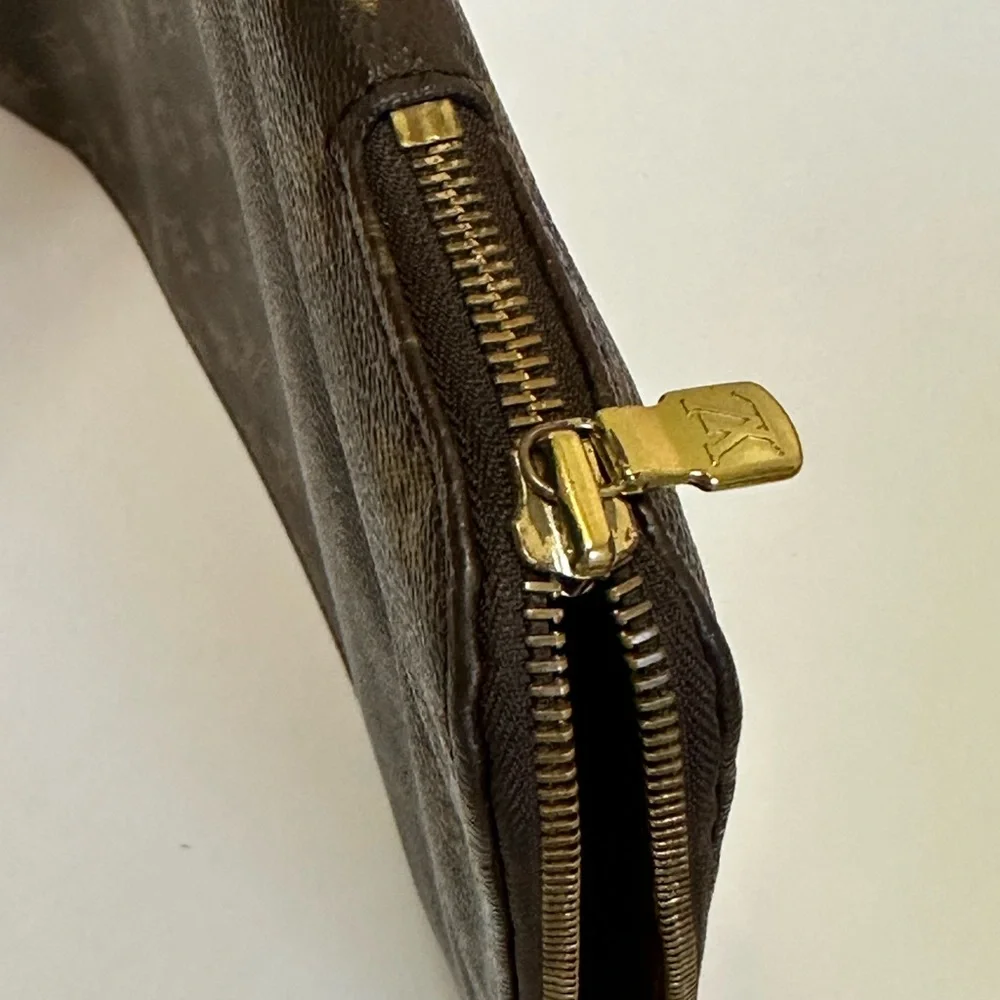 💯% Authentic LOUIS VUITTON Monogram Office Document Folio Zip Briefcase EUC